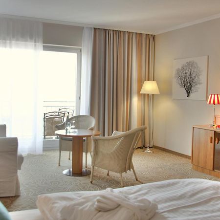 Mein Strandhaus - Hotel, Restaurant & Schwimmbad Timmendorfer Strand Eksteriør bilde