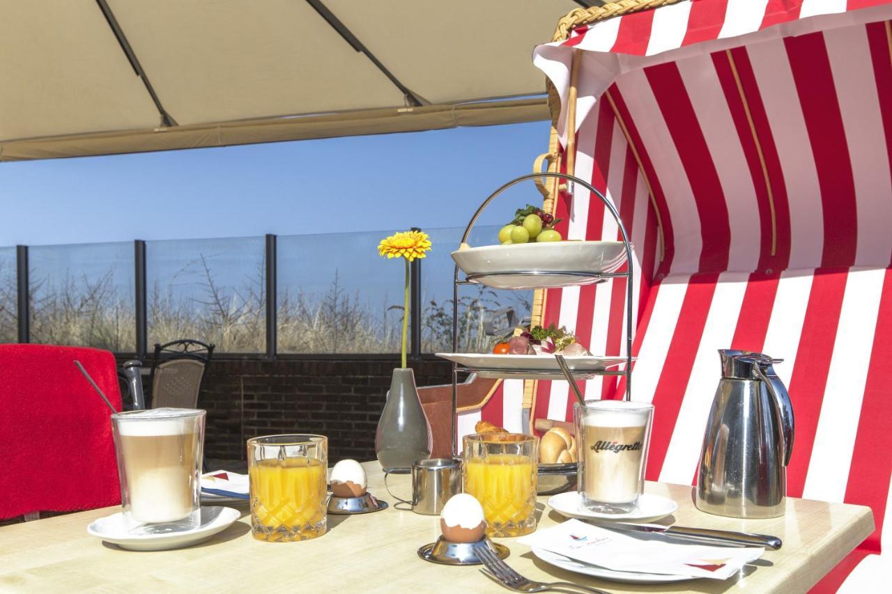 Mein Strandhaus - Hotel, Restaurant & Schwimmbad Timmendorfer Strand Eksteriør bilde
