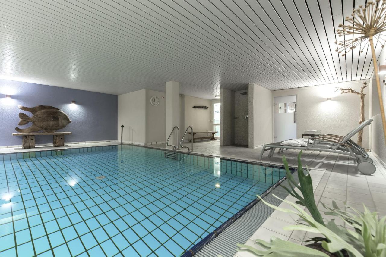 Mein Strandhaus - Hotel, Restaurant & Schwimmbad Timmendorfer Strand Eksteriør bilde